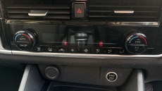 Nissan Qashqai 1.3 DiG-T MH Acenta Premium 5dr Petrol Hatchback